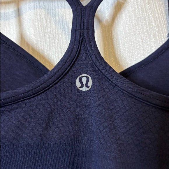🍋Lululemon Navy blue top - Picture 3 of 6